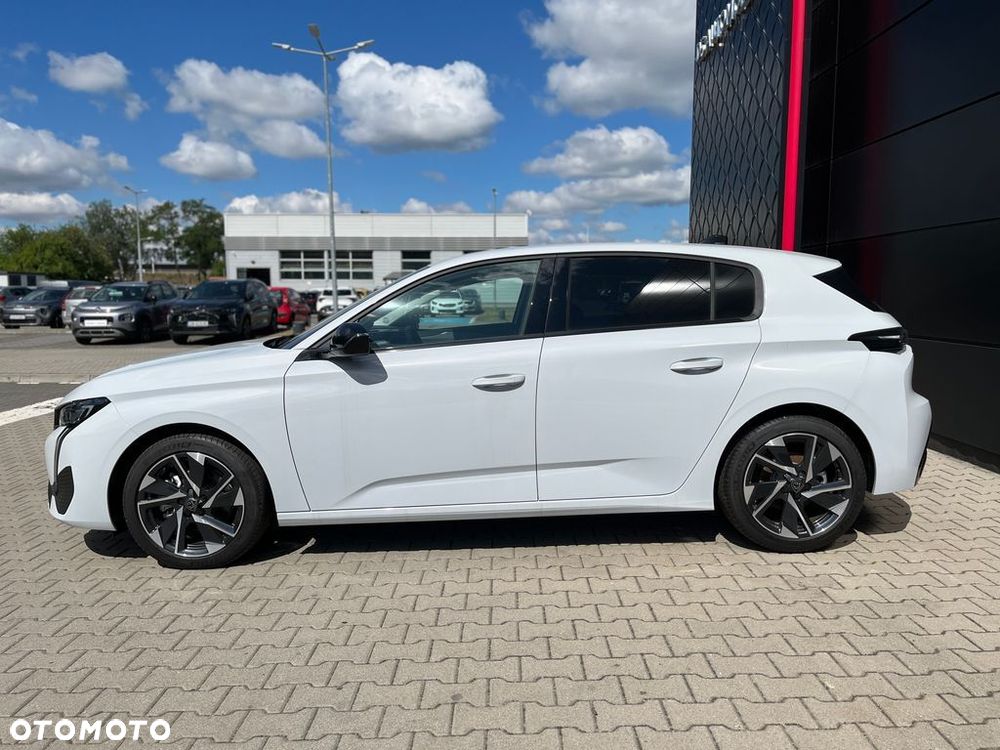 Peugeot 308 - 8