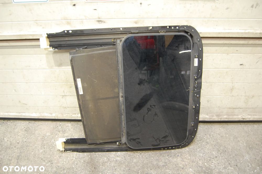 SZYBERDACH AUDI A6 C6 8D0877255C - 2