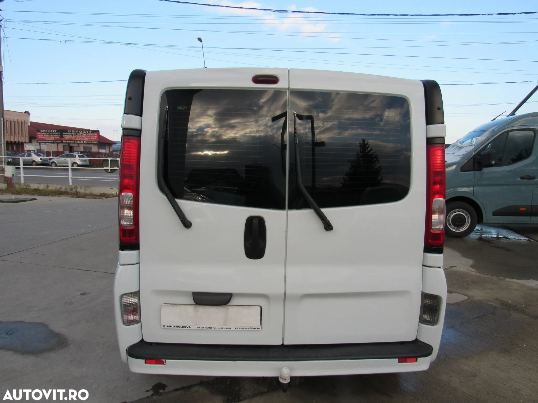 Renault Trafic 1.9 dCi L2H1 - 13