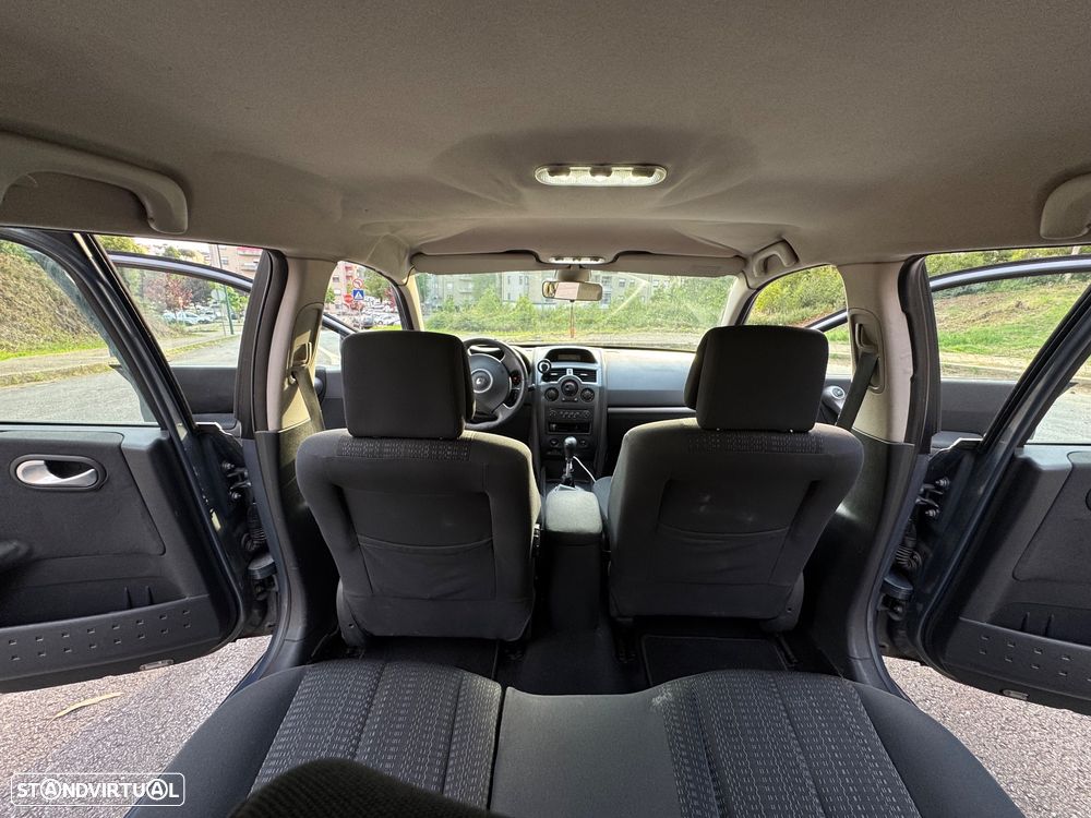 Renault Mégane Break 1.5 dCi Confort - 8