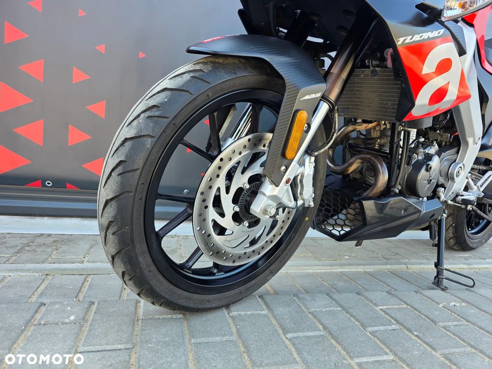 Aprilia Tuono - 28