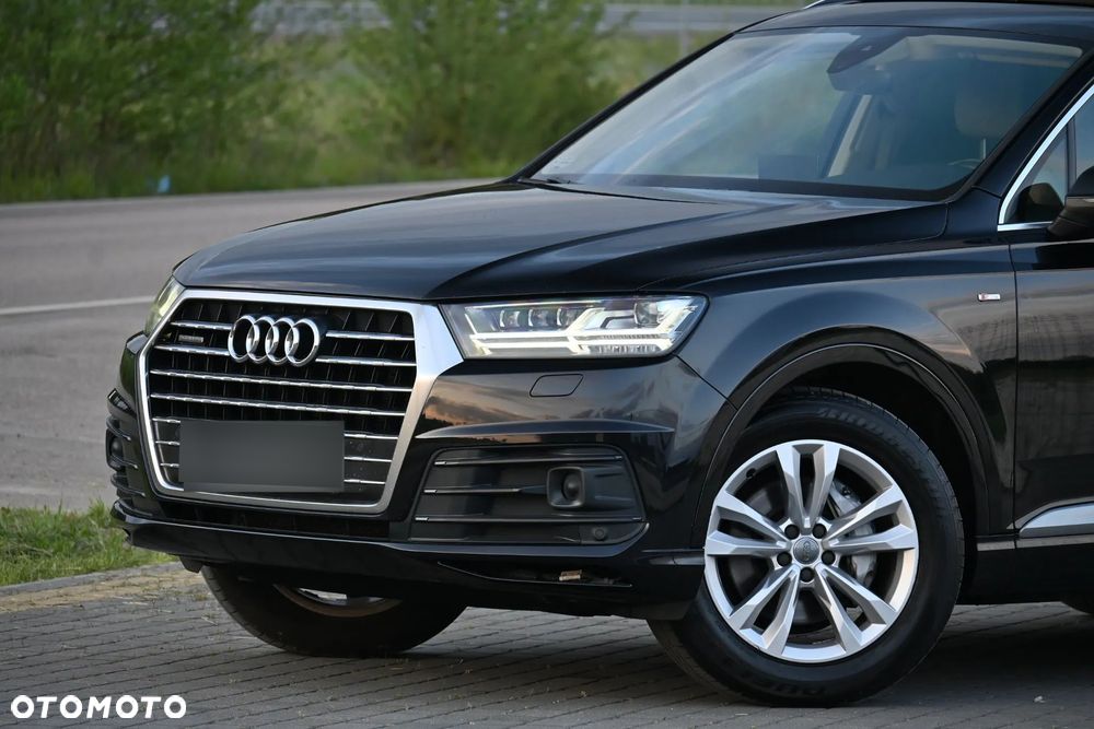 Audi Q7 - 7