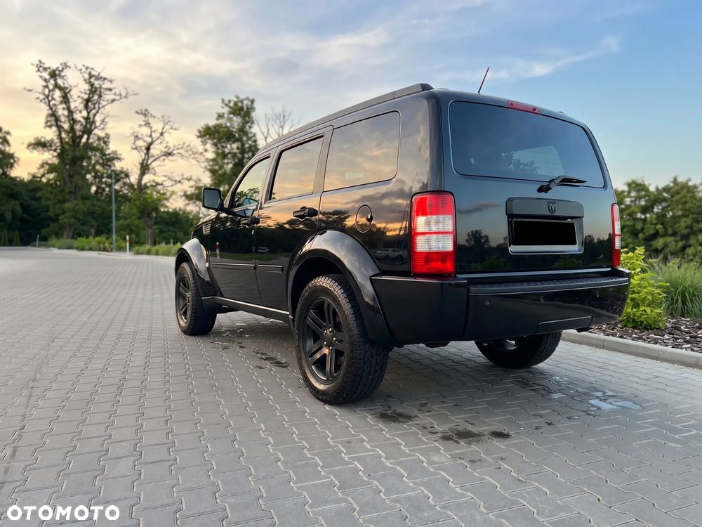 Dodge Nitro 2.8 CRD SXT - 3