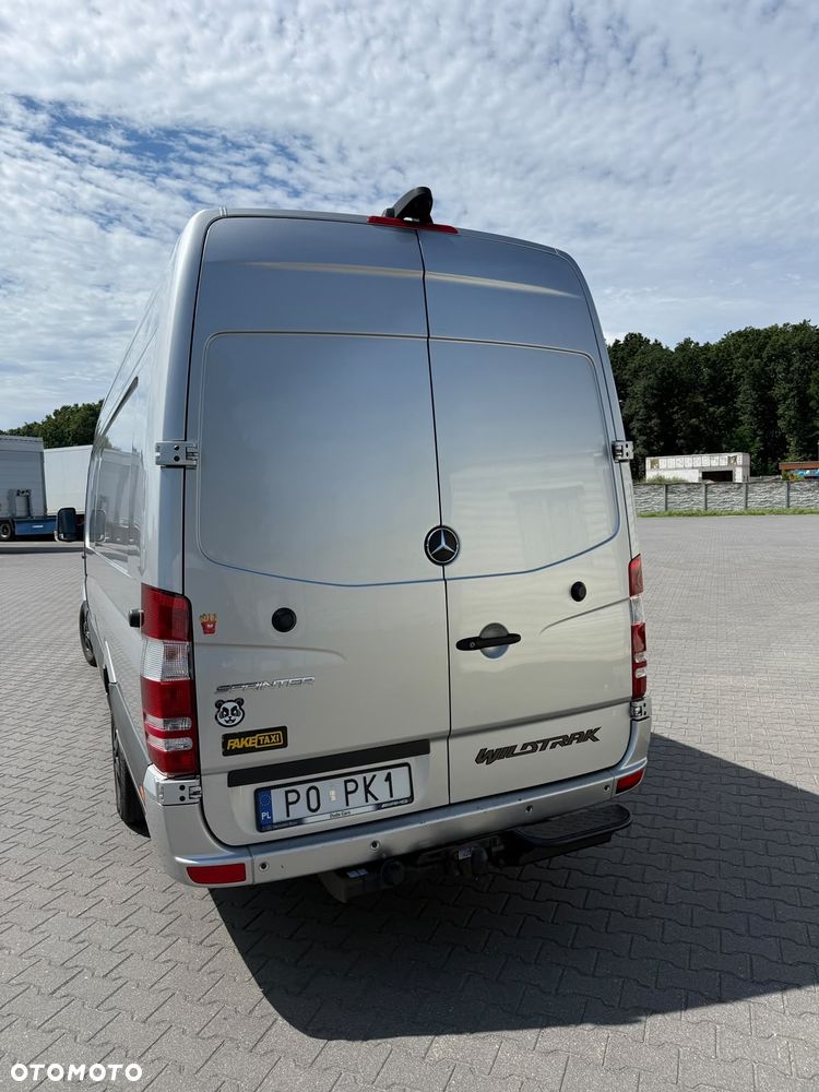 Mercedes-Benz Sprinter - 5