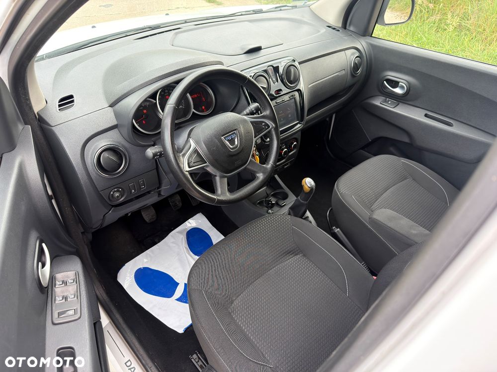 Dacia Lodgy 1.6 SCe Outdoor S&S - 20