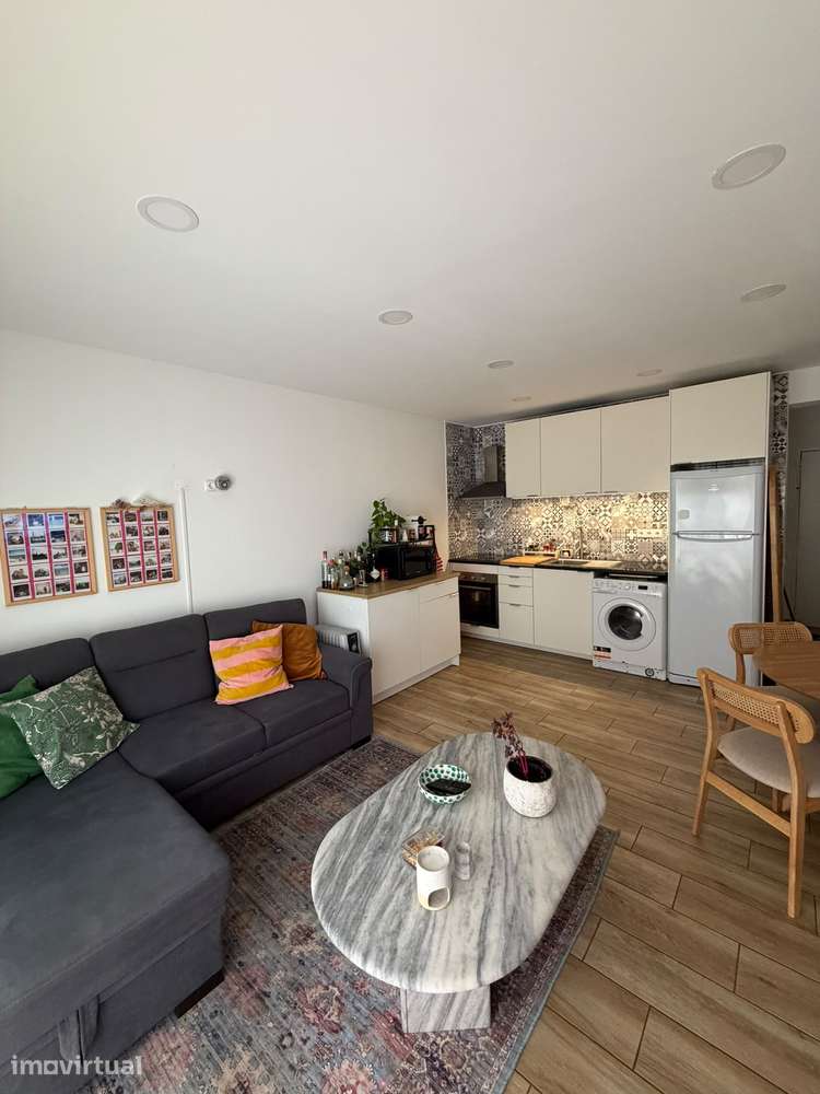 Excelente apartamento T1 renovado na Praia da Rocha - Grande imagem: 2/10