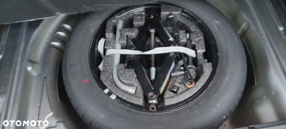 Skoda Superb 2.0 TDI 4x4 DSG SportLine - 28