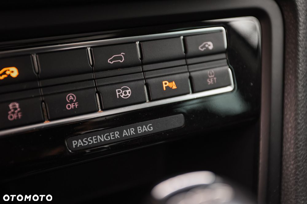 Volkswagen Sharan 2.0 TDI DSG Blue Motion Style - 36