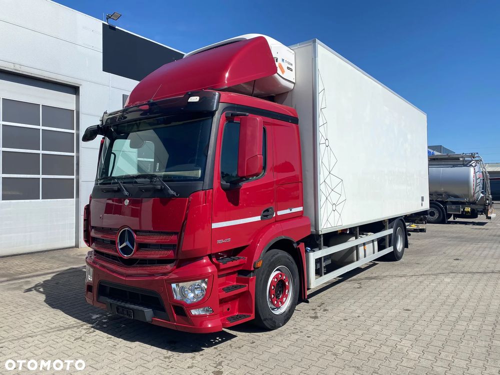 Mercedes-Benz ACTROS 1843 CHŁODNIA / WINDA 1,5T - 2