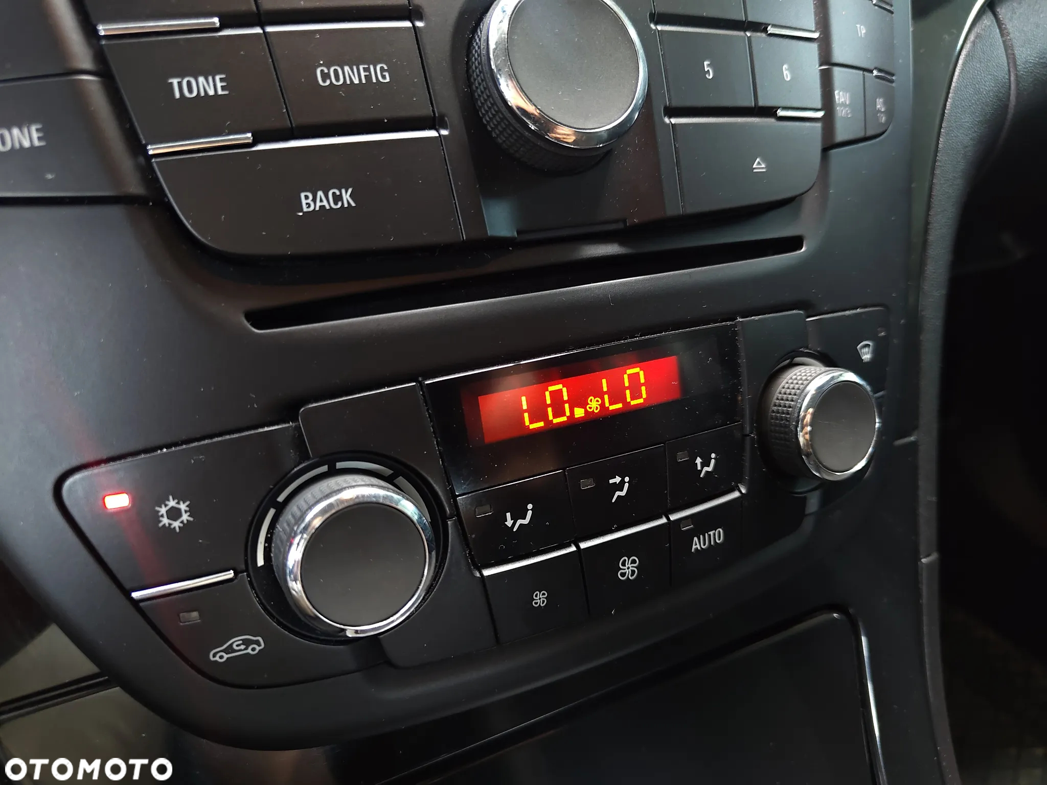 Opel Insignia 2.0 CDTI Edition - 8