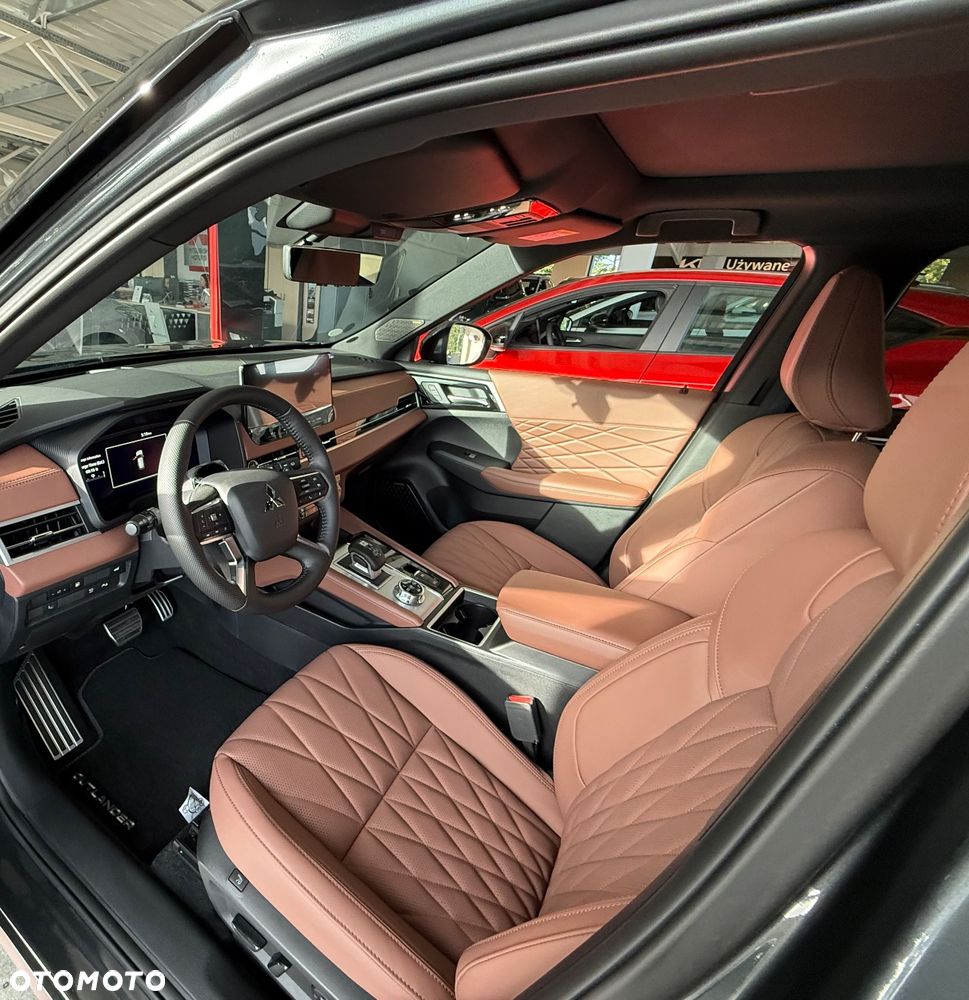 Mitsubishi Outlander PHEV Instyle Plus - 10