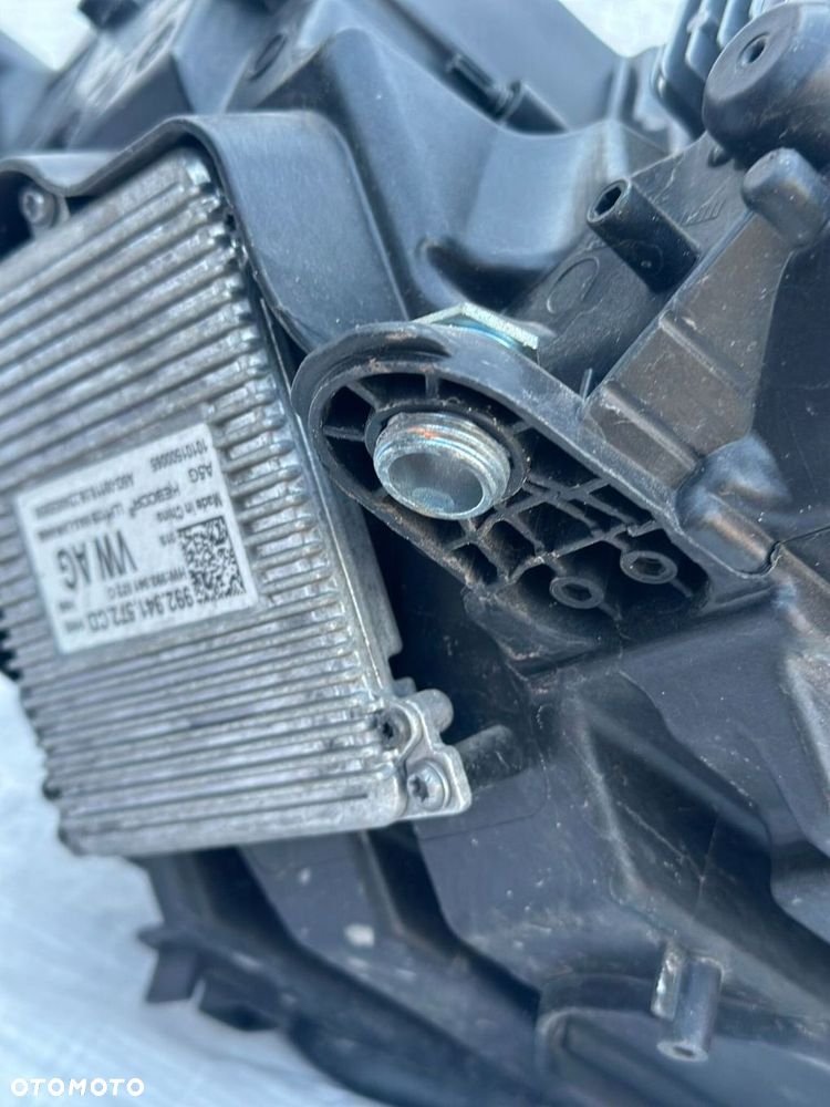 LAMPA LEWA PRZÓD SKODA OCTAVIA 4 IV 5E4941015A - 7