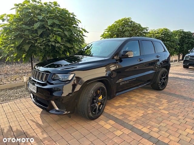 Jeep Grand Cherokee - 1