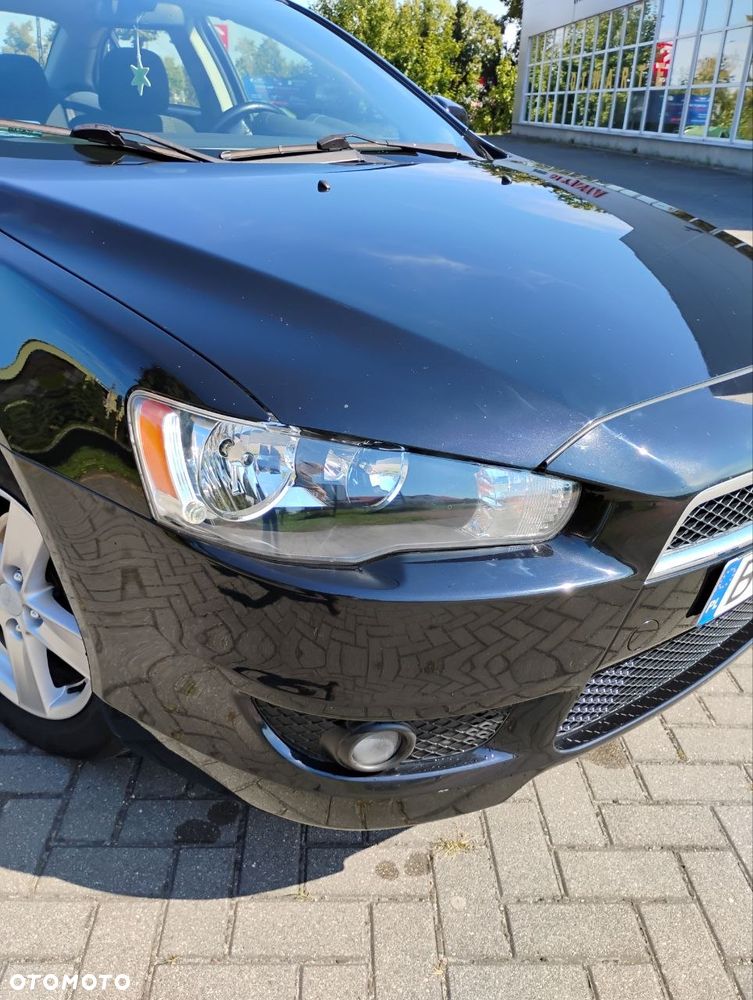 Mitsubishi Lancer 1.5 Invite - 10