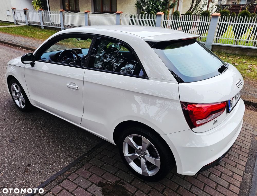 Audi A1 3-drzwiowe 1.0 TFSI ultra sport - 15