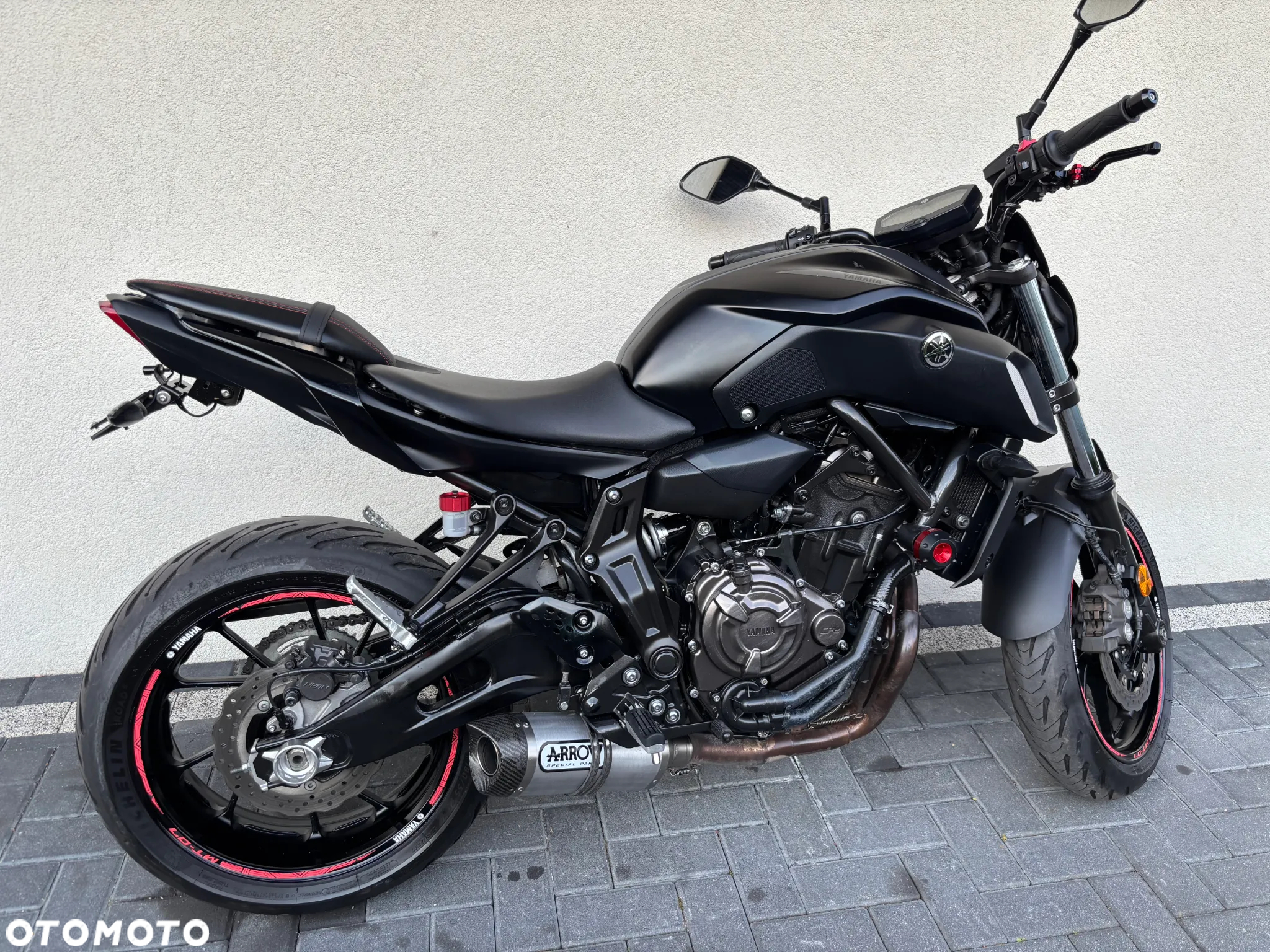 Yamaha MT - 7