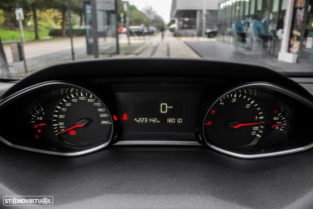 Peugeot 308 SW 1.6 BlueHDi Style - 15