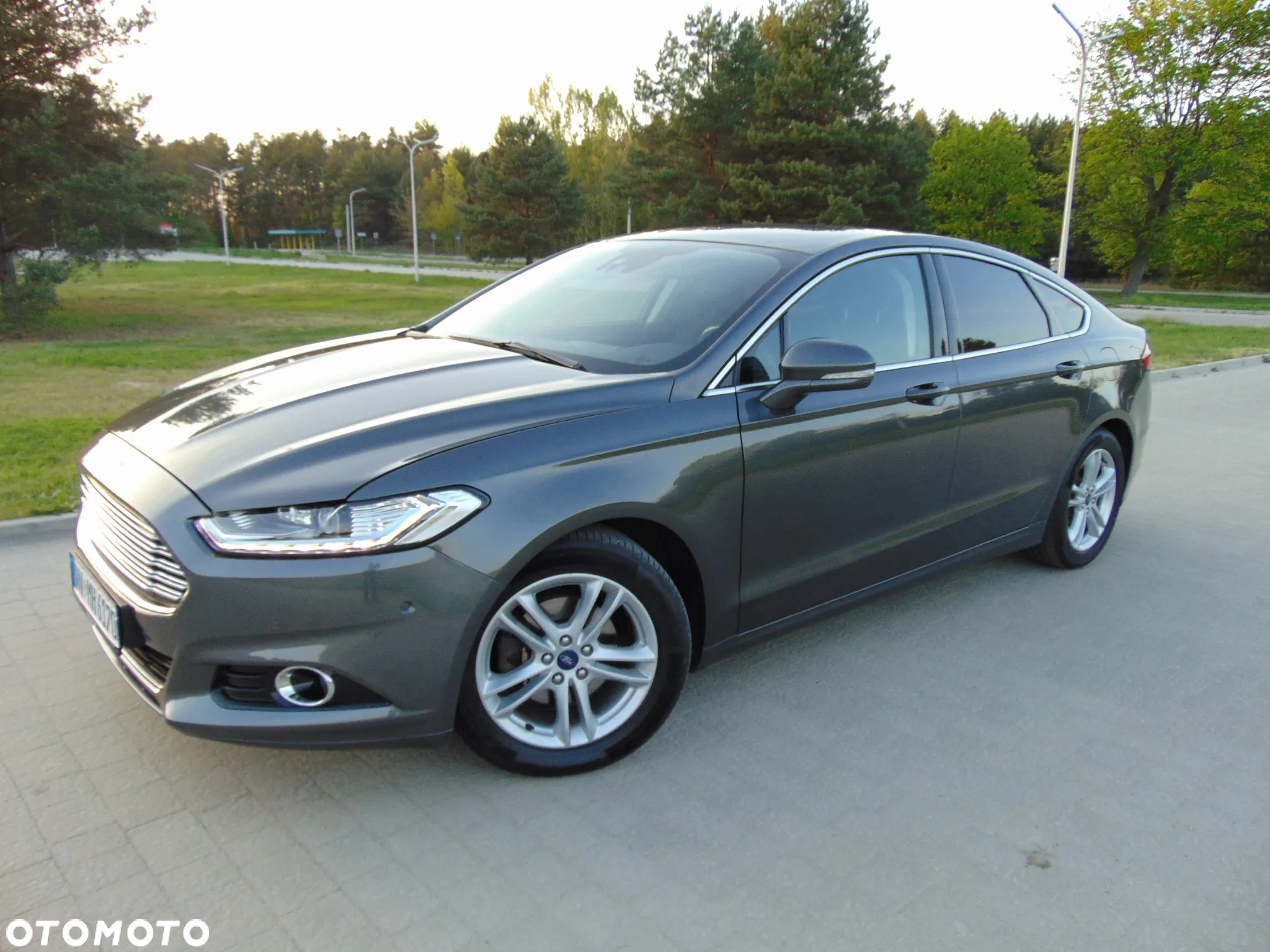 Ford Mondeo 2.0 EcoBoost Start-Stopp Autom Titanium - 28