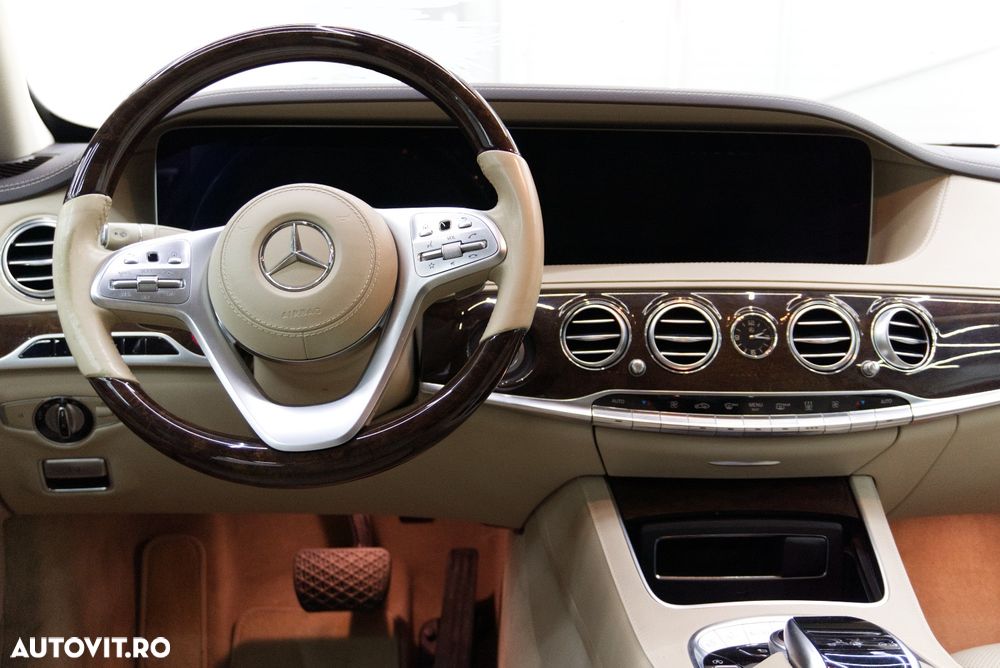 Mercedes-Benz S - 9