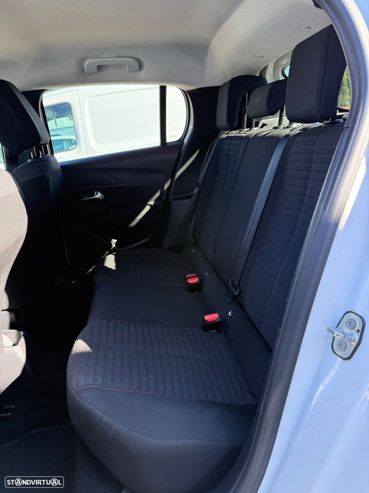 Peugeot 208 1.2 PureTech Active Pack - 18