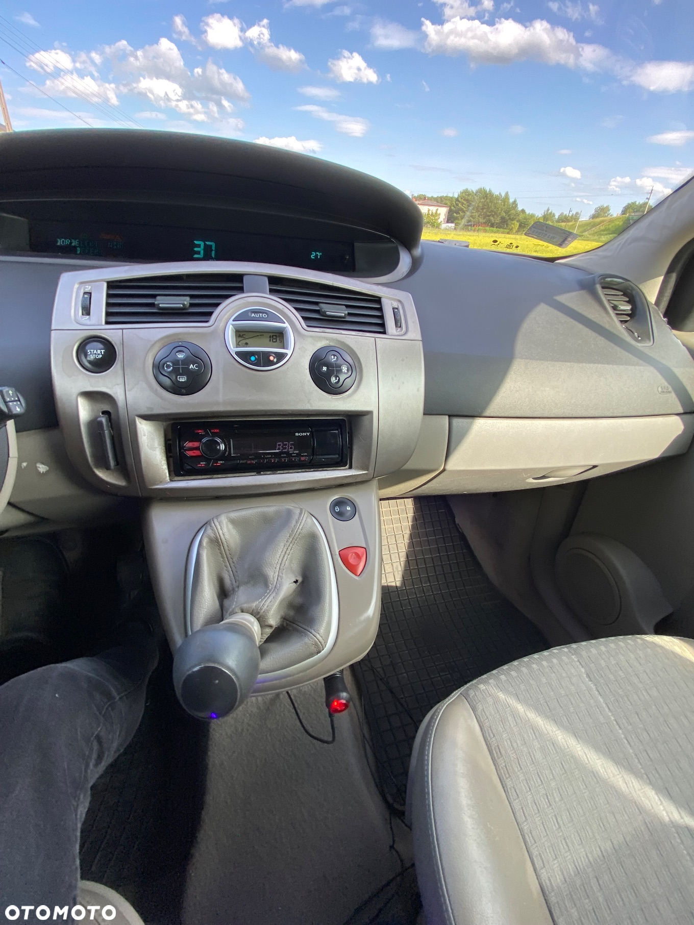 Renault Scenic - 8
