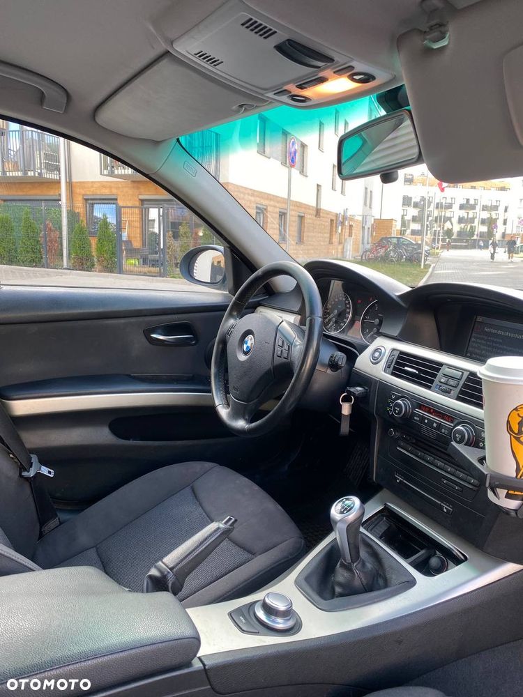 BMW Seria 3 320d DPF - 11