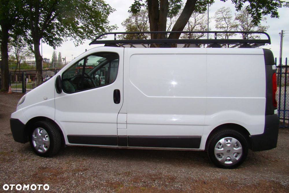 Renault Trafic - 2