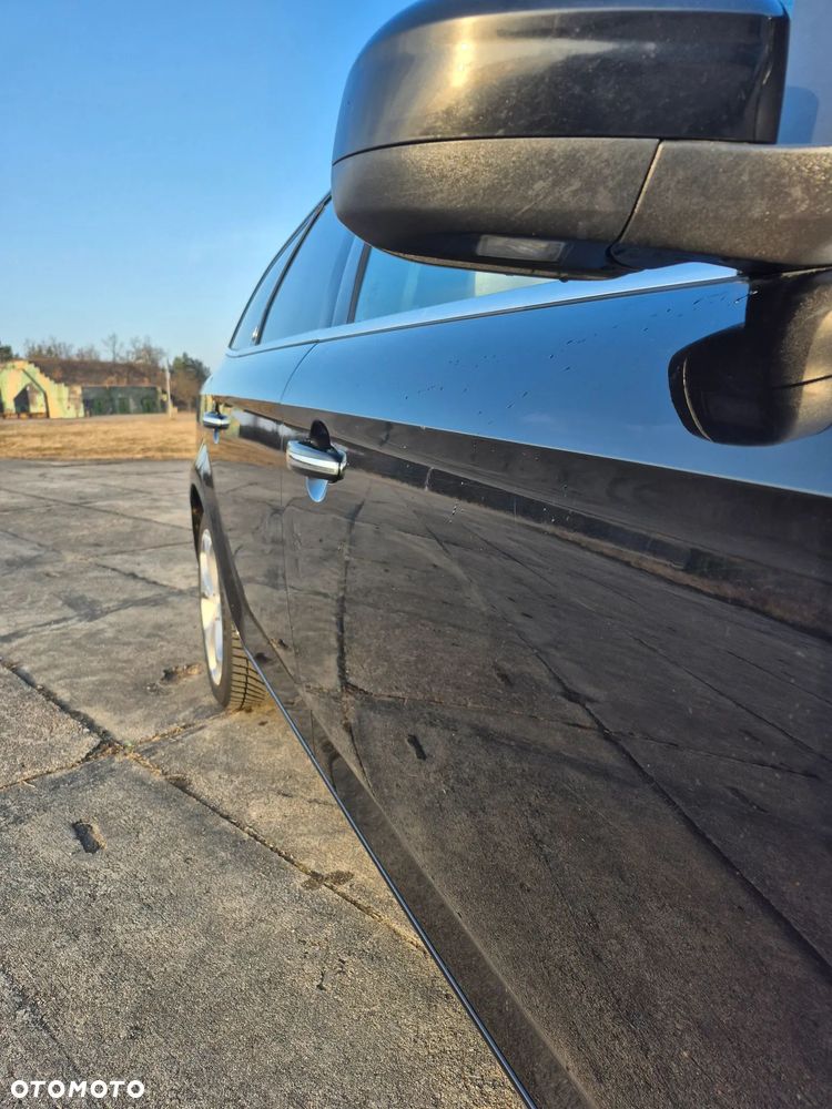 Ford Mondeo 2.0 TDCi Ghia - 20