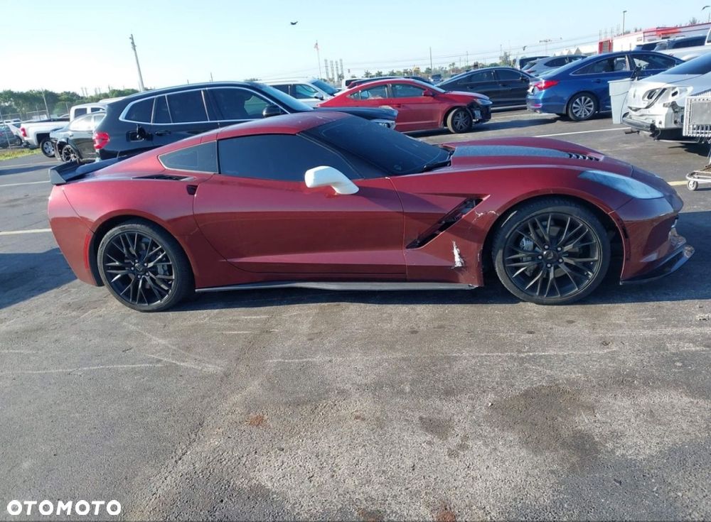 Chevrolet Corvette - 5