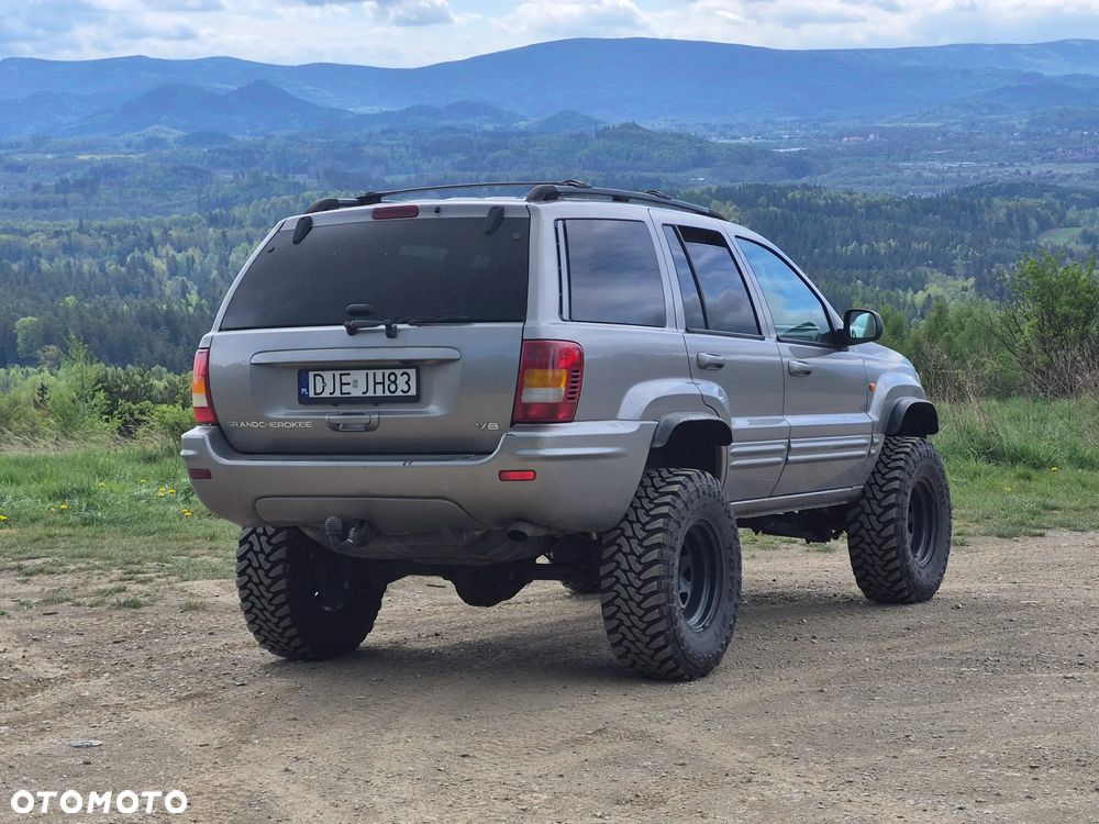 Jeep Grand Cherokee - 2