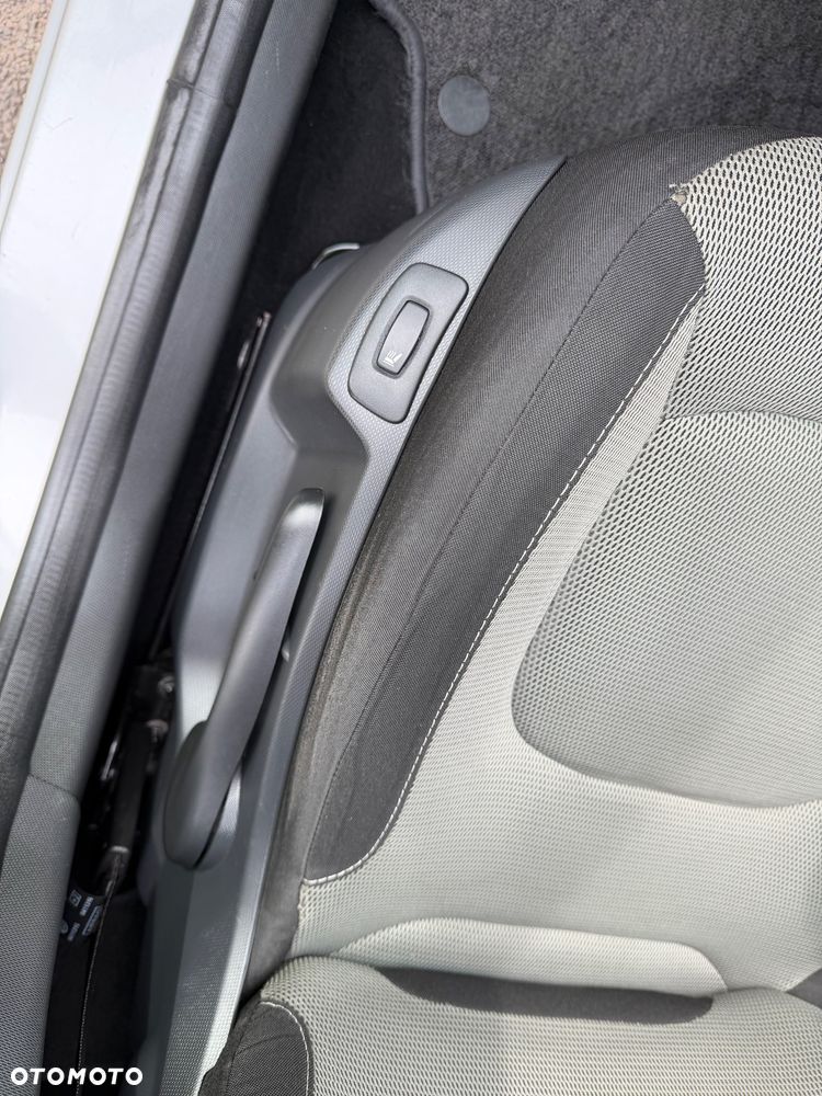 Renault Captur ENERGY dCi 90 EDC Dynamique - 21