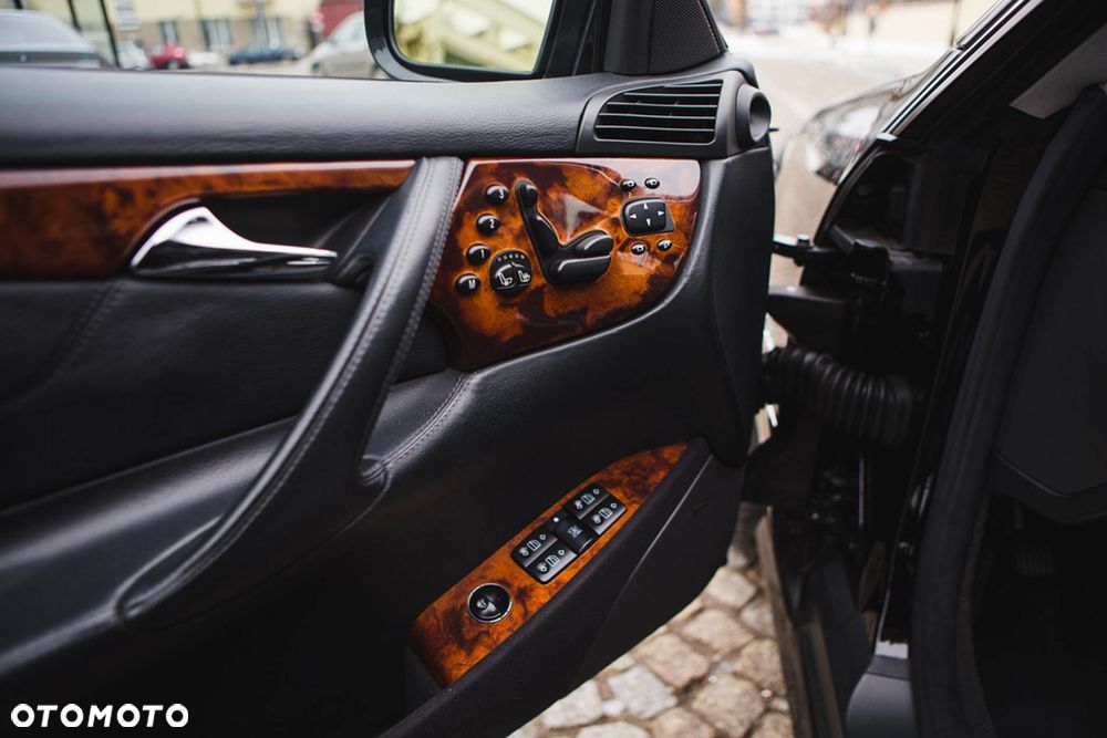 Mercedes-Benz CL 55 AMG - 13
