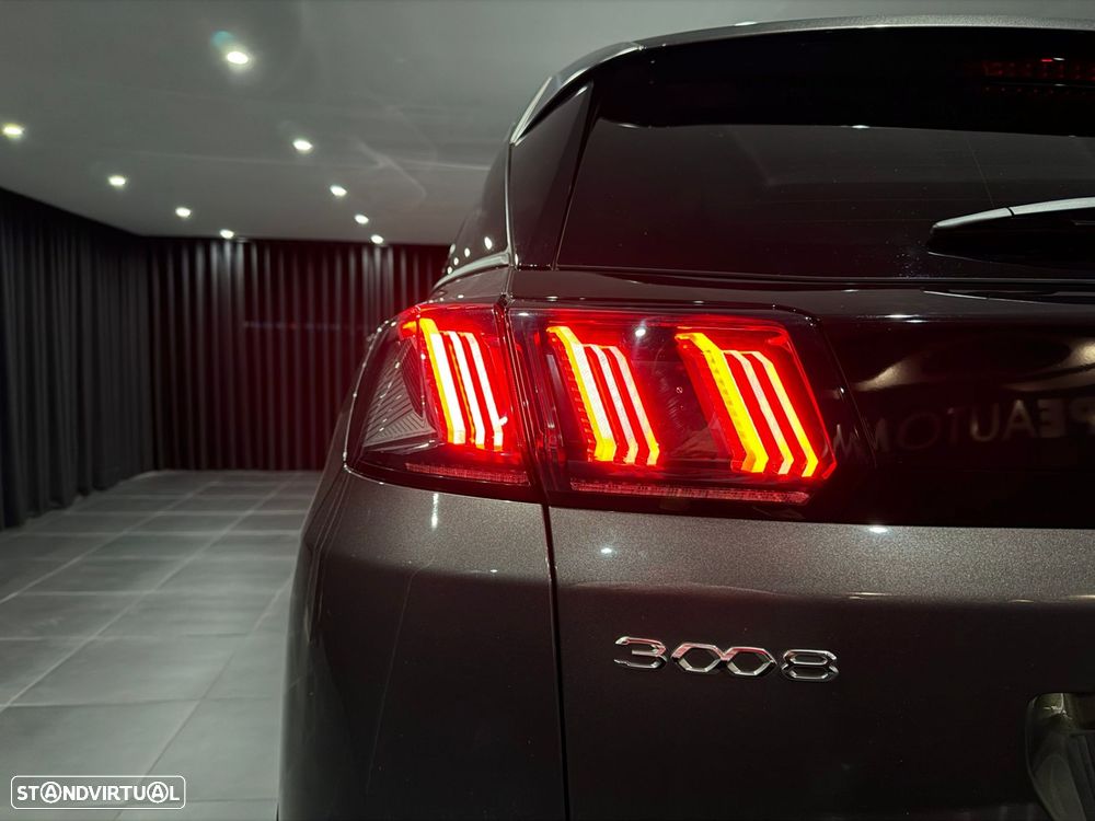 Peugeot 3008 1.2 PureTech Allure Pack - 42