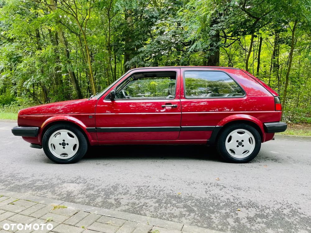 Volkswagen Golf 1.3 - 7