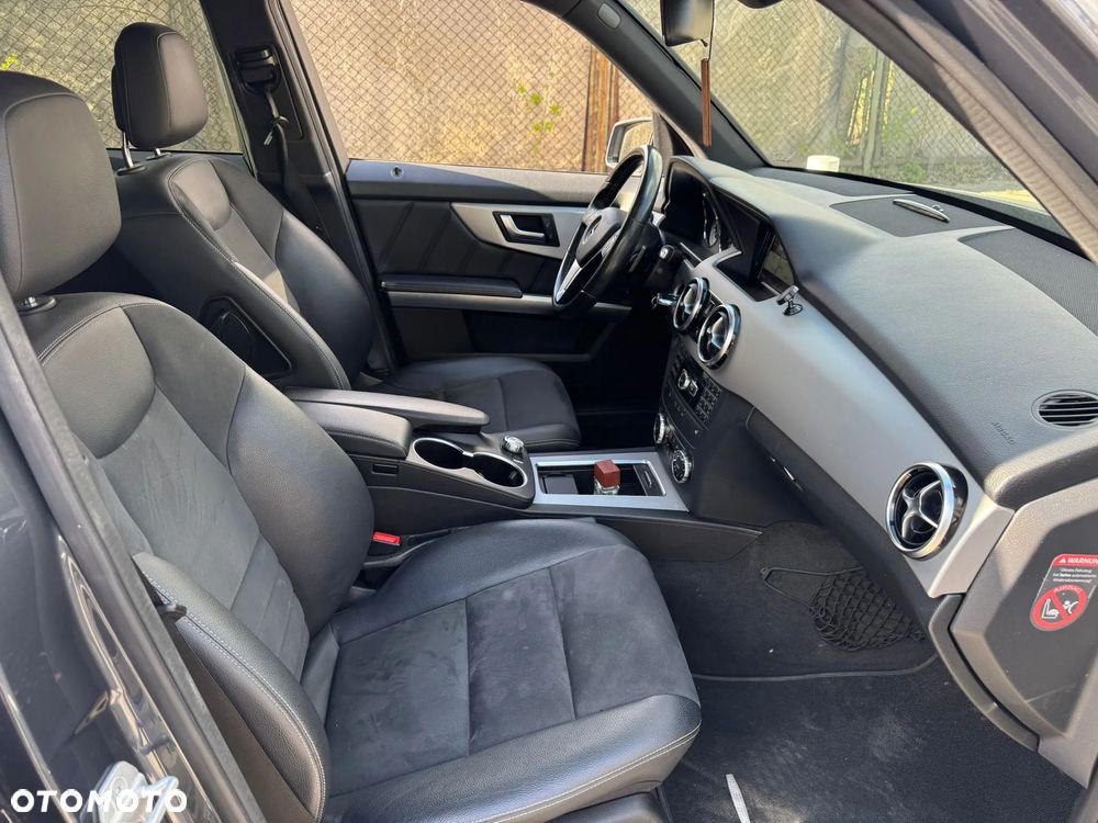 Mercedes-Benz GLK 220 CDI DPF 4Matic BlueEFFICIENCY 7G-TRONIC - 14