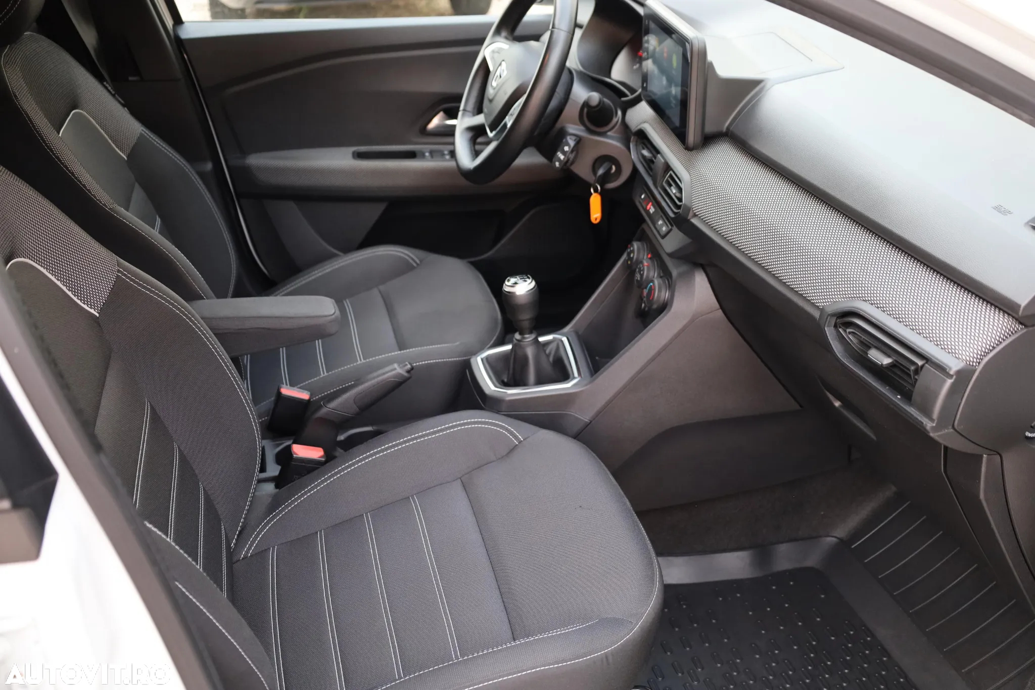 Dacia Logan - 12