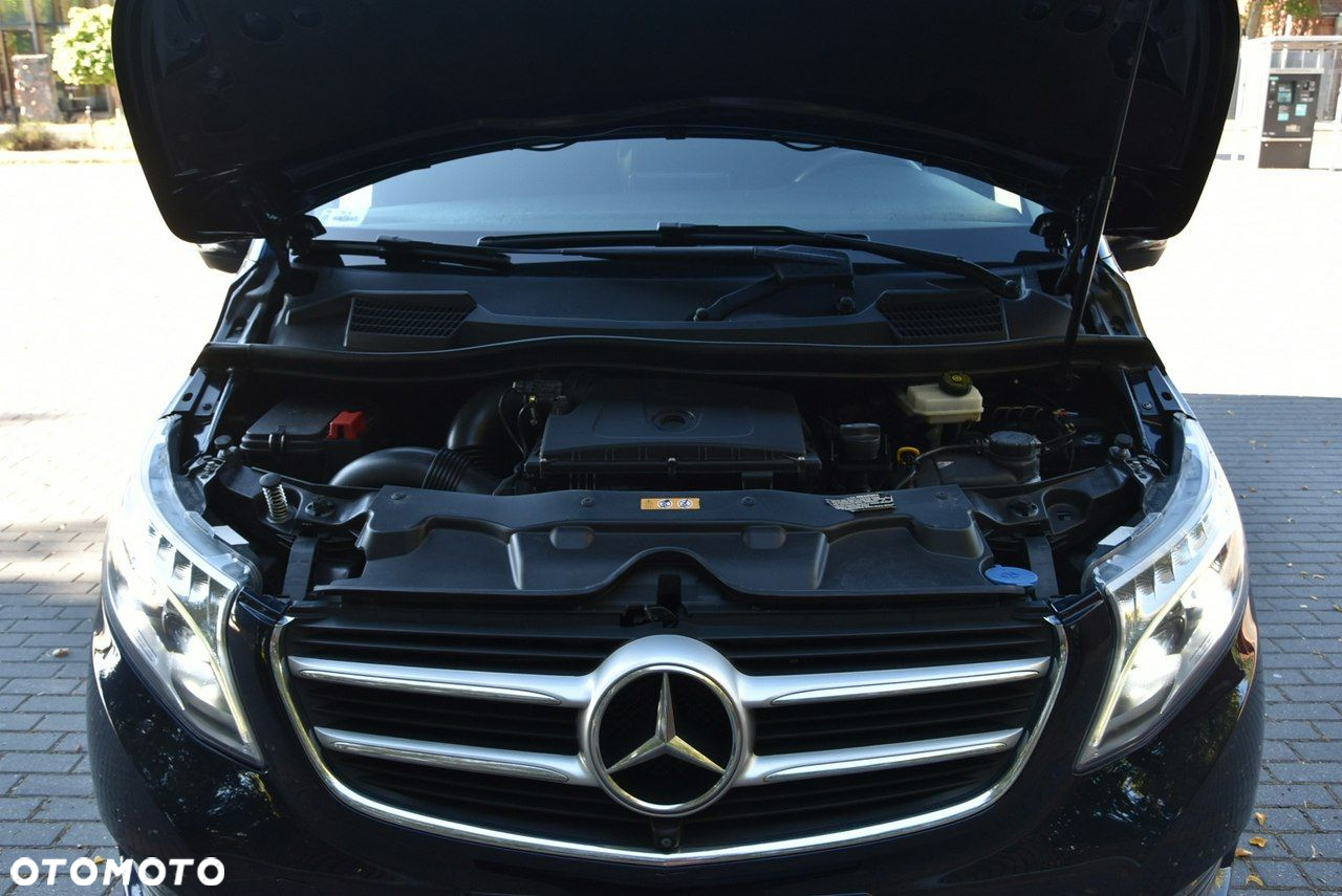 Mercedes-Benz Klasa V - 35