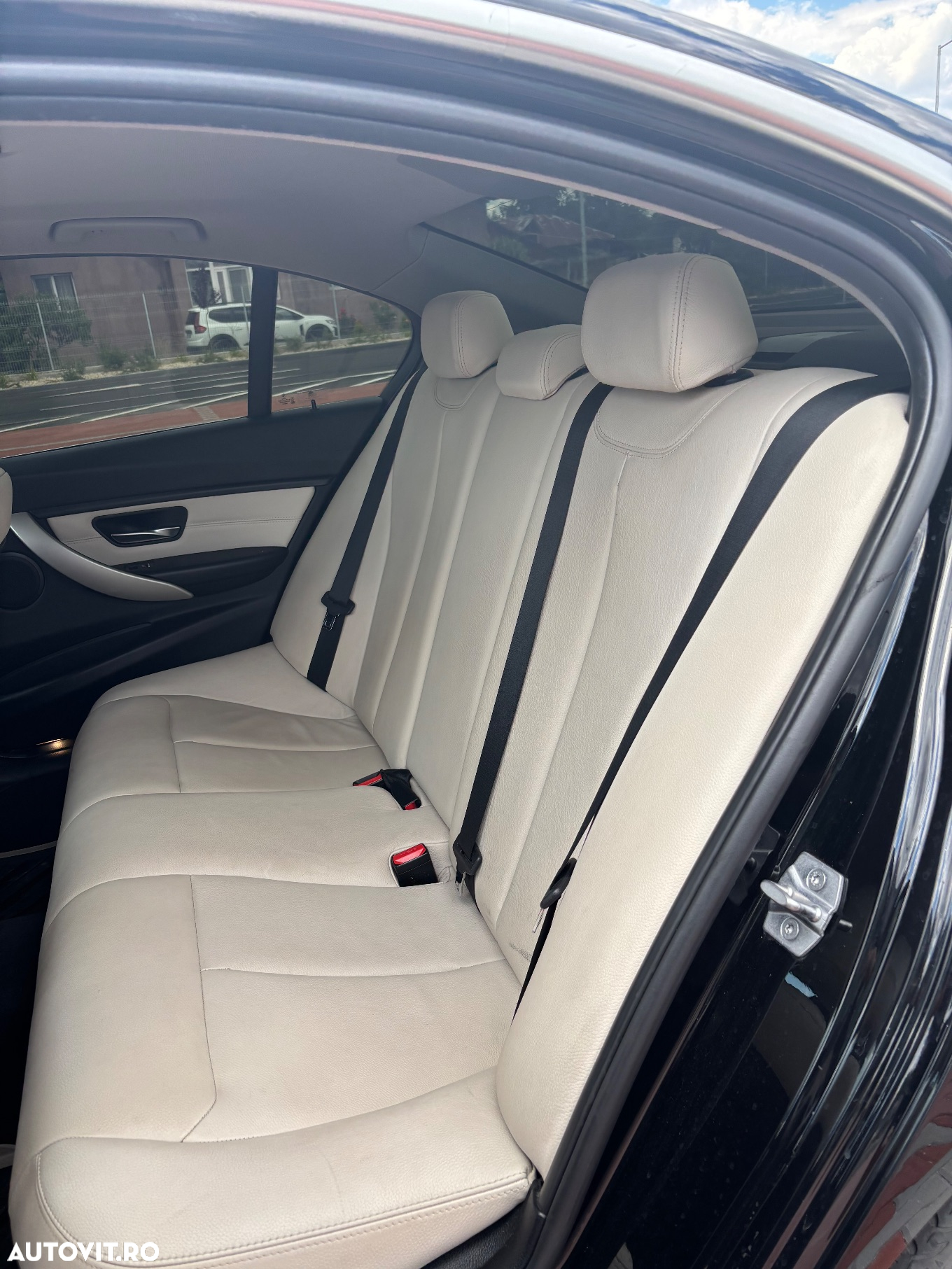 BMW Seria 3 316d Touring Aut. Sport Line - 5