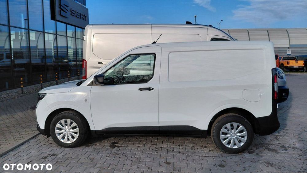 Ford Transit Courier - 2