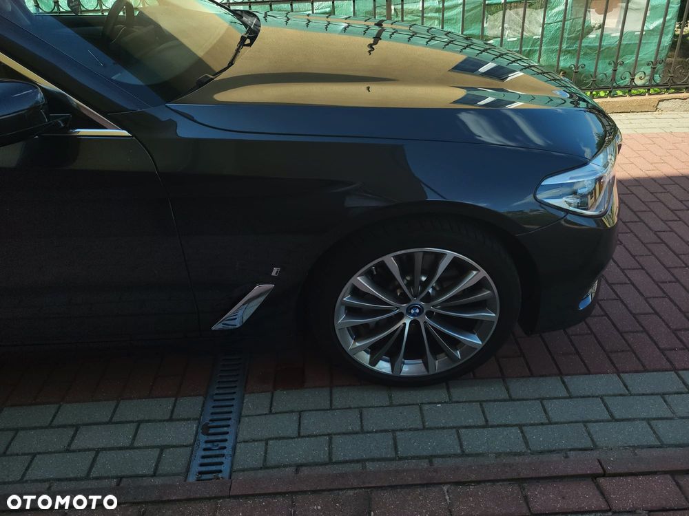 BMW Seria 5 530e iPerformance Luxury Line - 21