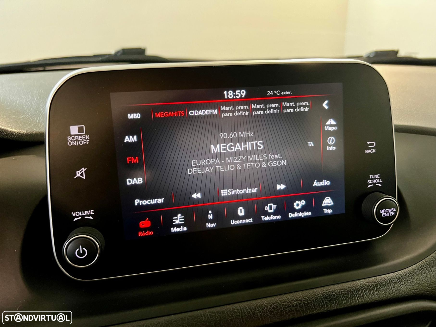 Fiat Tipo Station Wagon 1.3 M-Jet Lounge - 22