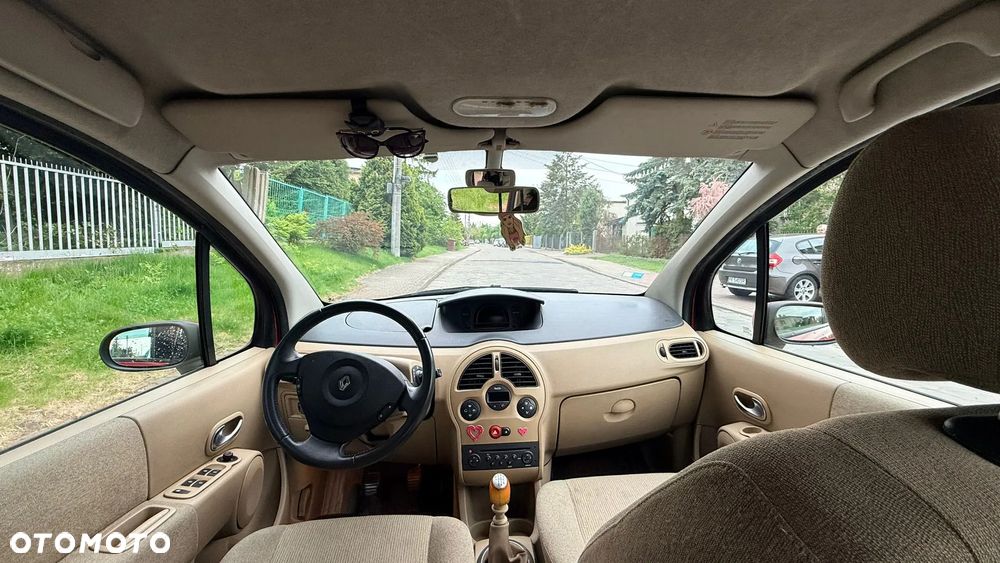 Renault Modus - 26