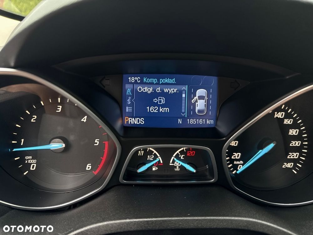 Ford Kuga 2.0 TDCi 4x4 Titanium - 23