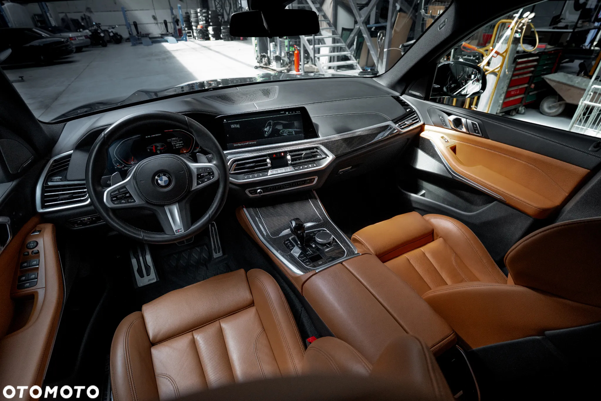 BMW X5 M50i - 16
