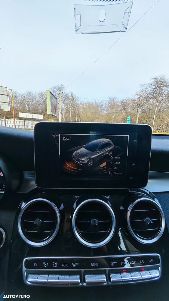 Mercedes-Benz GLC 220 d 4Matic 9G-TRONIC - 13