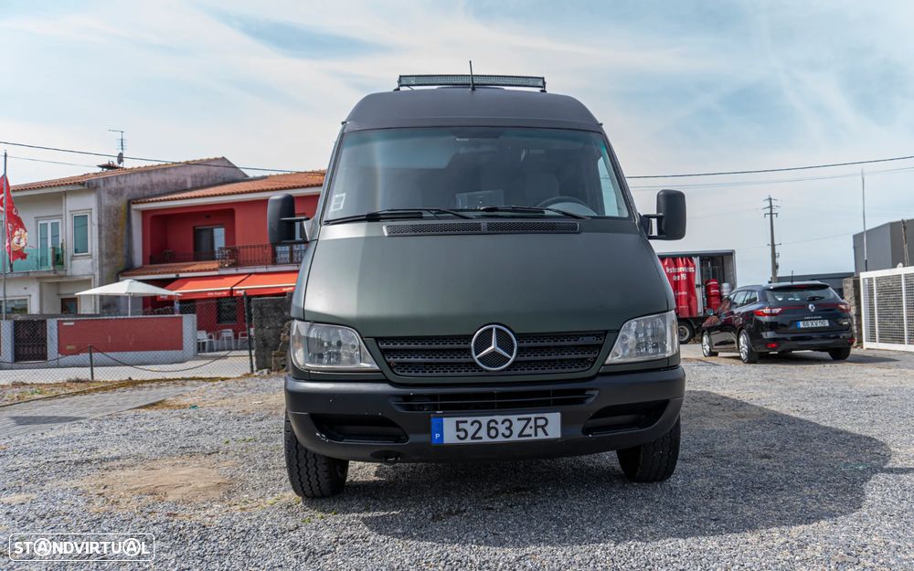 Mercedes-Benz Sprinter - 4
