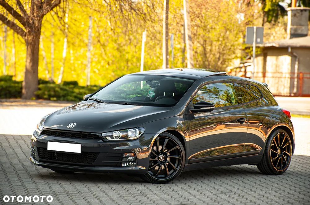 Volkswagen Scirocco 2.0 TSI (BlueMotion Technology) DSG - 8
