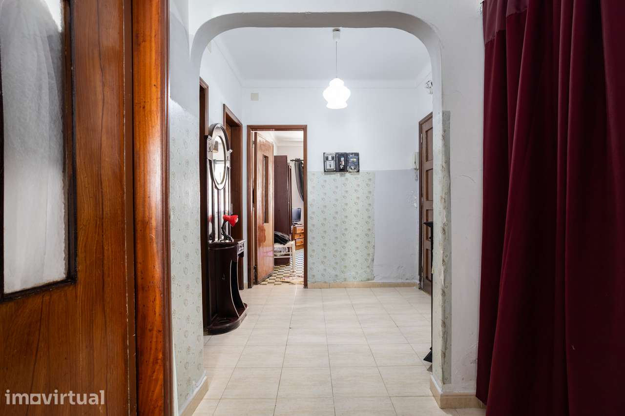 Apartamento T2 Almada - Grande imagem: 4/18