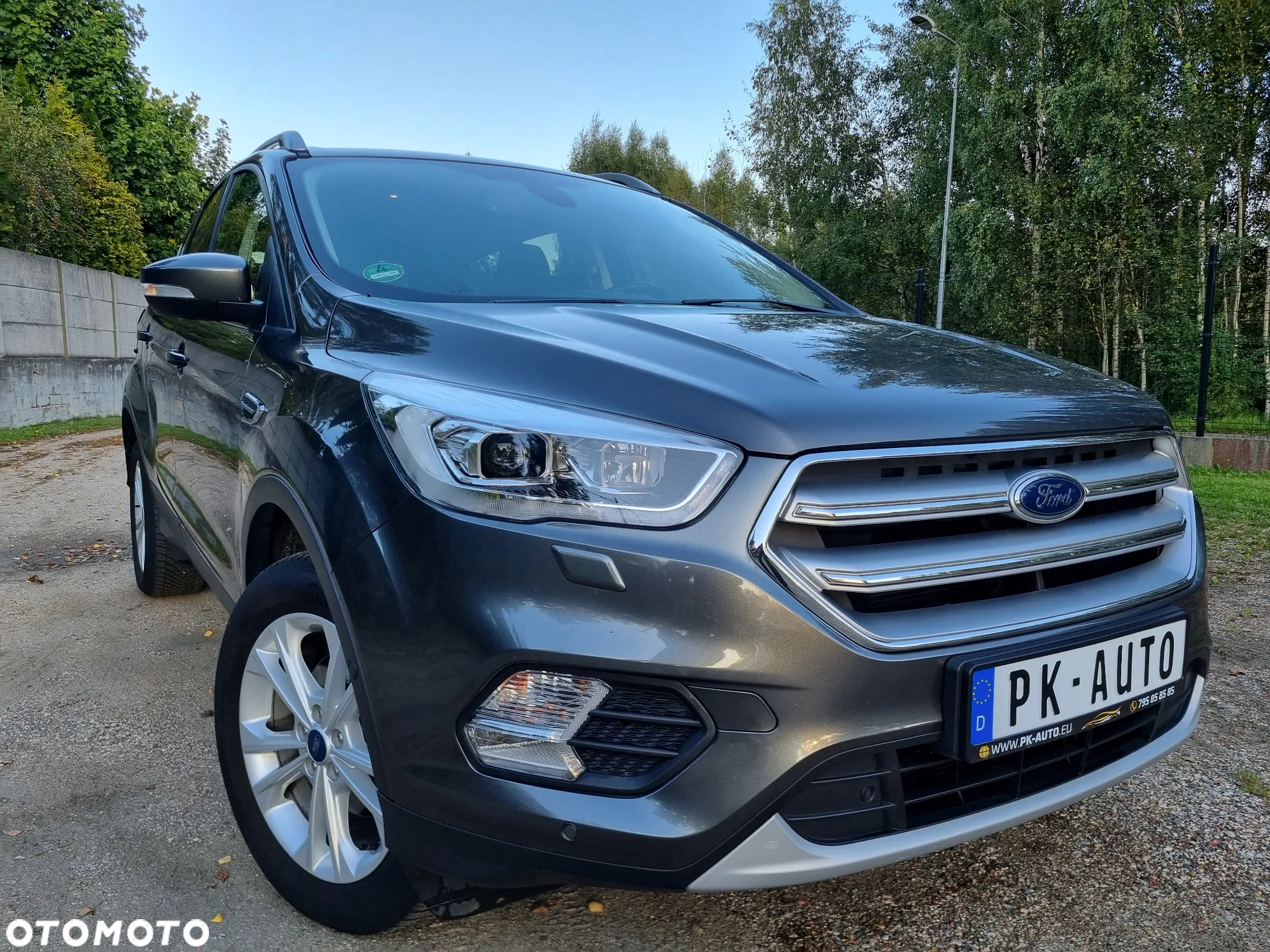 Ford Kuga 1.5 EcoBoost 2x4 Titanium - 30