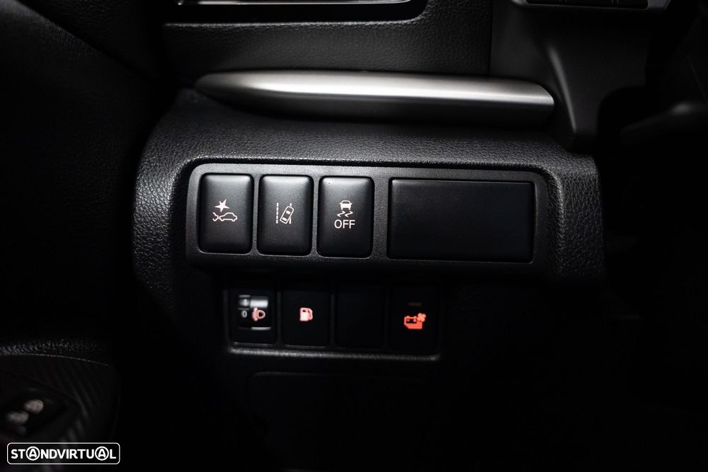 Mitsubishi Eclipse Cross 2.4 PHEV eMotion - 13